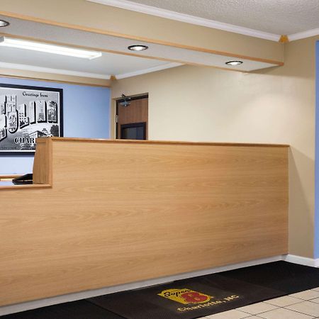 Super 8 By Wyndham Charlotte University Extérieur photo